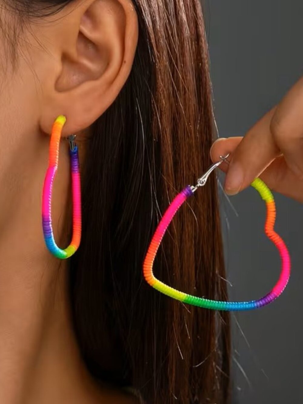 Rainbow pride heart shaped woven earrings Z3